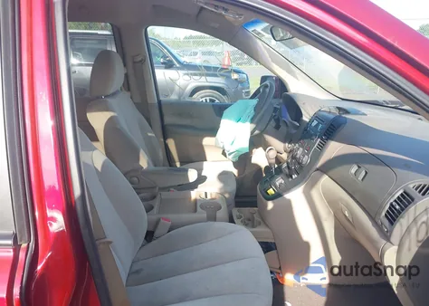 2008 Kia Sedona Lx z USA, uszkodzony, nr VIN KNDMB233686237663